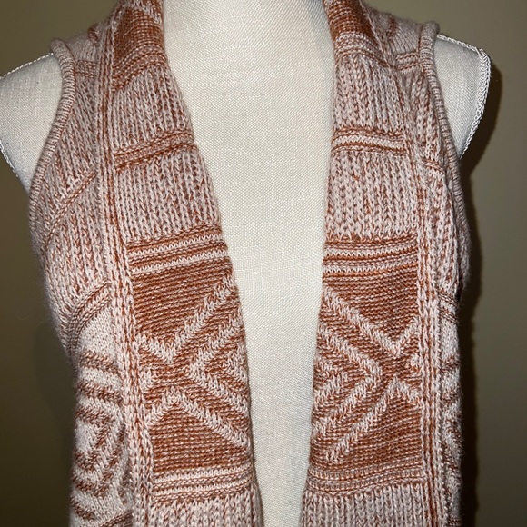multiples  Open Front Long Cardigan Sweater Vest  Size M orange Aztec Sleeveless - Picture 7 of 11